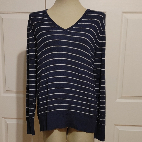 ⚓ Nautica Sweater - Picture 1 of 11